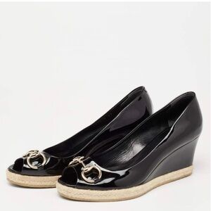 Gucci Sapato Anabela Patent Leather Horsebit Accent Espadrille Wedge Peep Toe